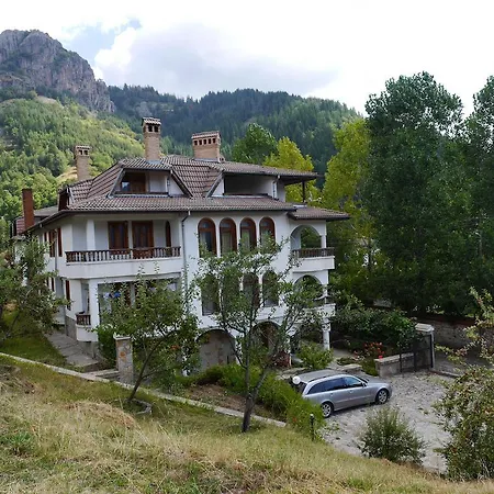 Hotel Family Silver Smolyan